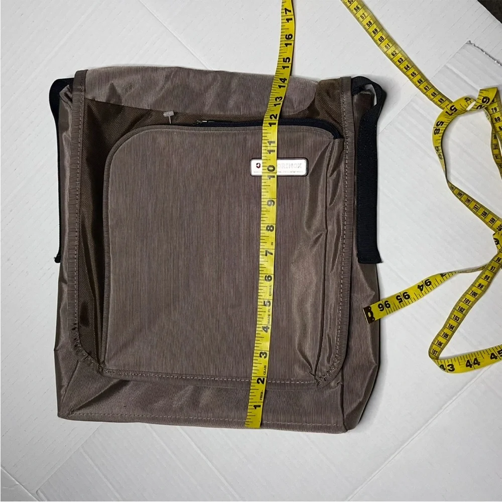 VICTORINOX Crossbody Messenger Laptop Bag